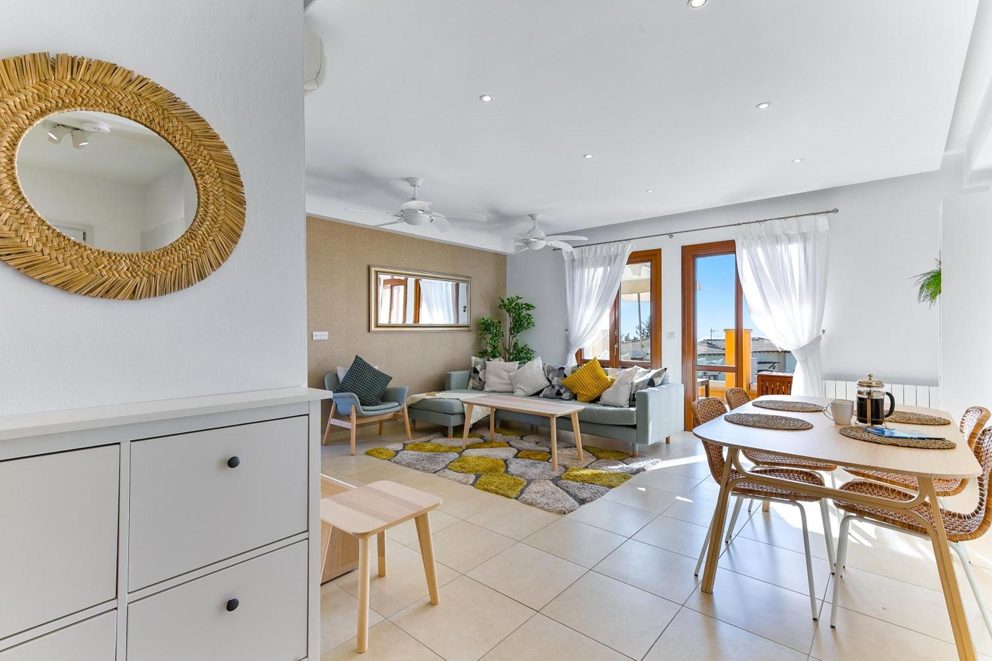 2 Bedroom Apartment Thalassa With Sea And Sunset Views, Aphrodite Hills Resort Kouklia Luaran gambar